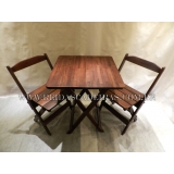 Jogo de Mesa Dobrável com Cadeira